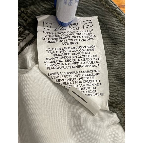 Wrangler relaxed fit green khaki cargos, 48 mens - Picture 7 of 7